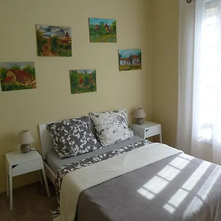 2 Bedroom Paganini Nice